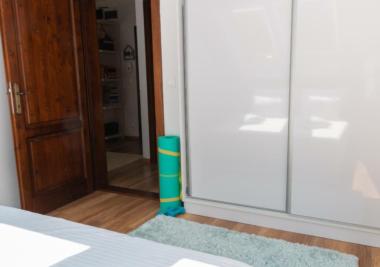 Cozy Flat In The Heart Of The City オラデア エクステリア 写真